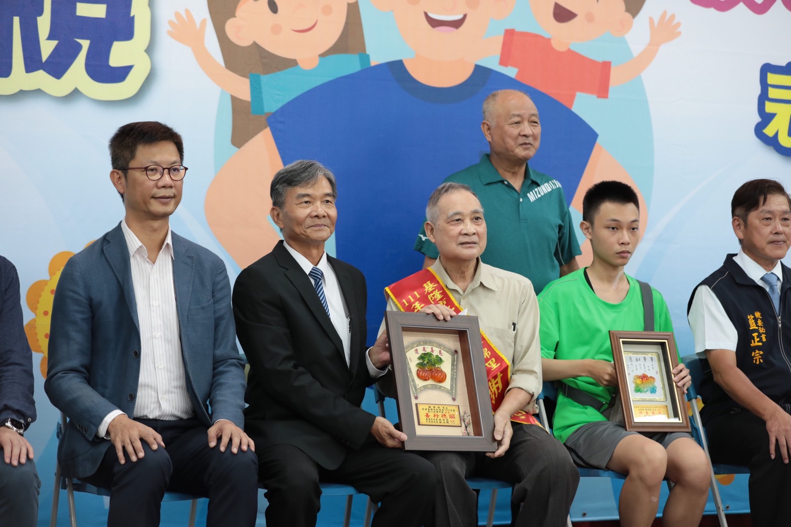 副市長林永發表揚仁愛區模範父親及好人好事代表 (8)